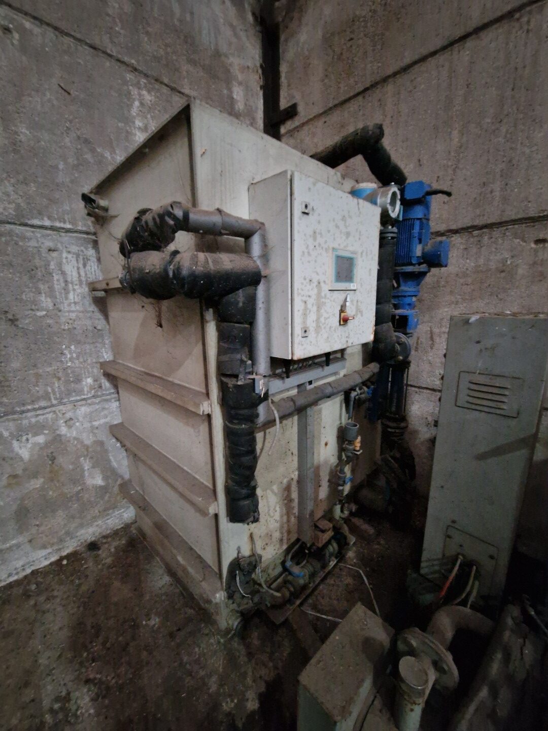 Polymer mixing station