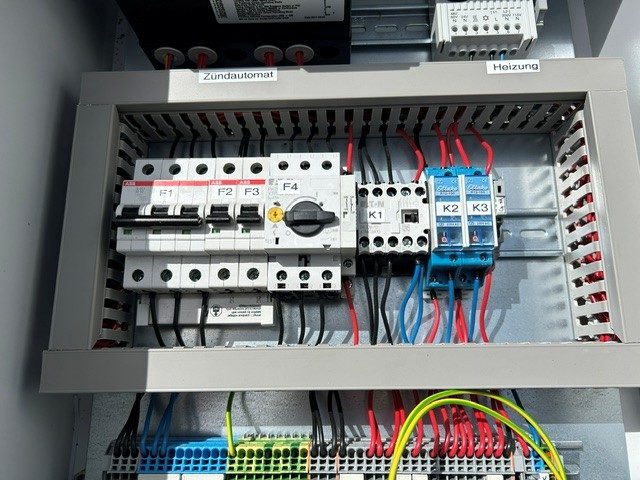Burner control panel with Dungs MPA4112 V1.1 controller removed from biogas flare - Image 3