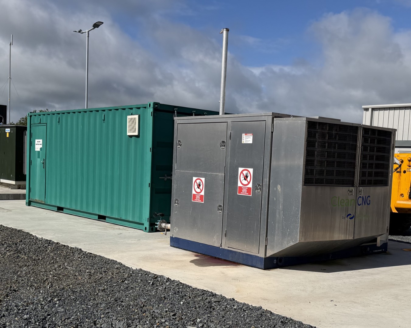 IMW CNG Compressor 680m3/hr with Control panel - Image 12