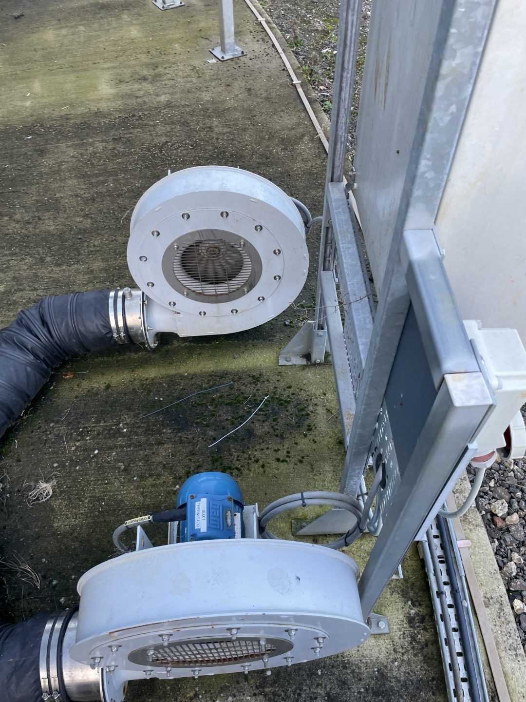 Gas holder air blower package: Duty/standby with control panel and air flaps - Image 3