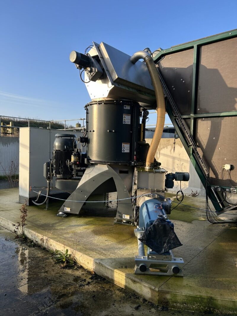 Bio-G Complete feed system: 120m3 feeder, 2 Available - Image 9