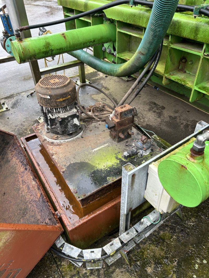 Huning Feeder SBCK 100m3 - Complete system incl delivery auger - Image 6