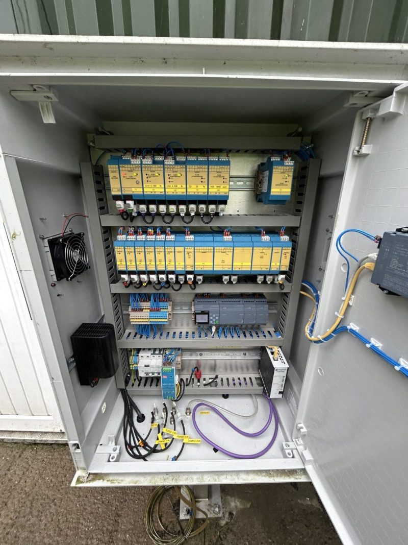 Fixed Gas Analyser - Gas Data "Click" System - Fully operational - Image 3
