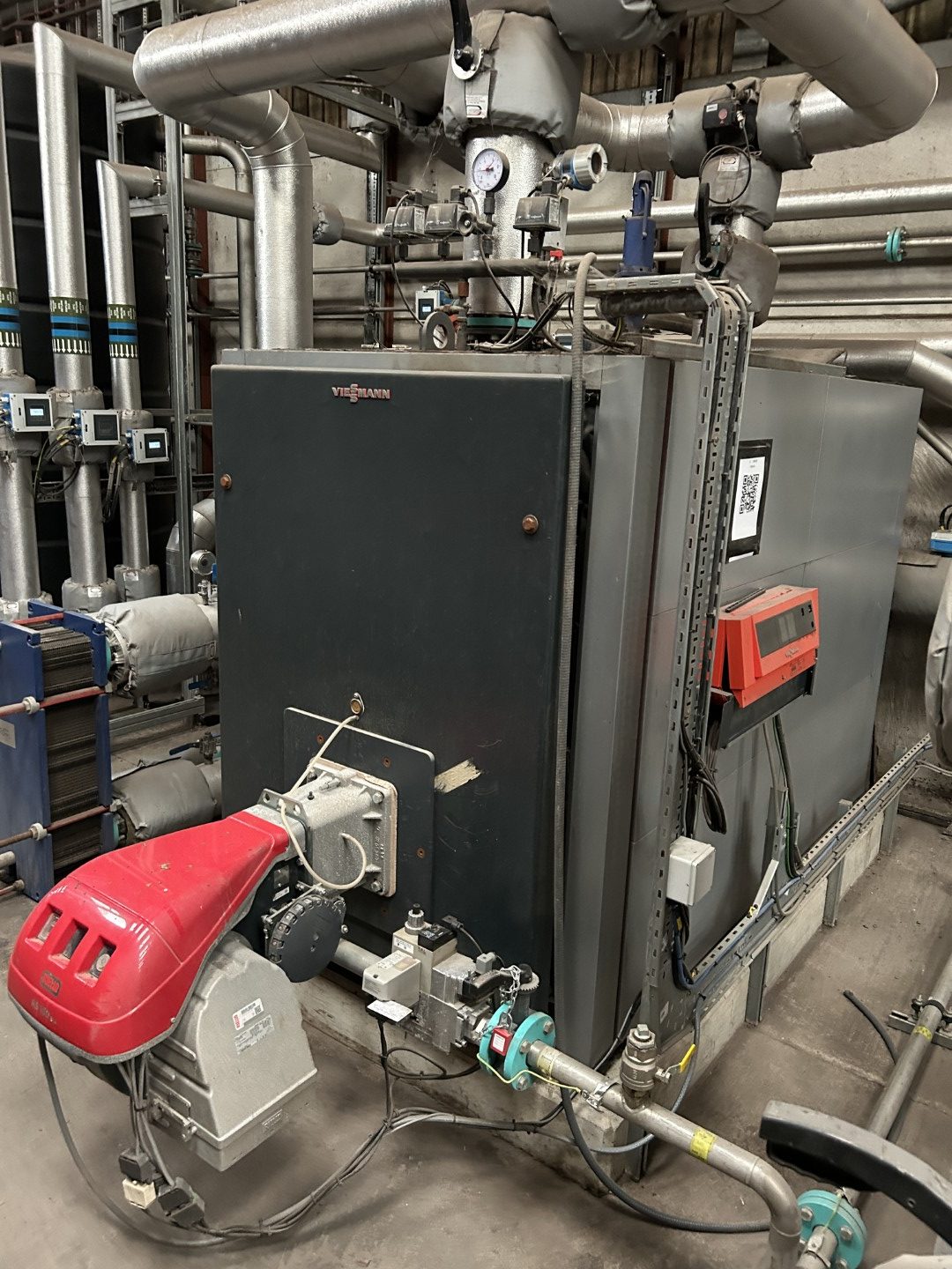 1300kW Natural gas / biomethane fired LTHW boiler and ancillaries - VGC - Image 2