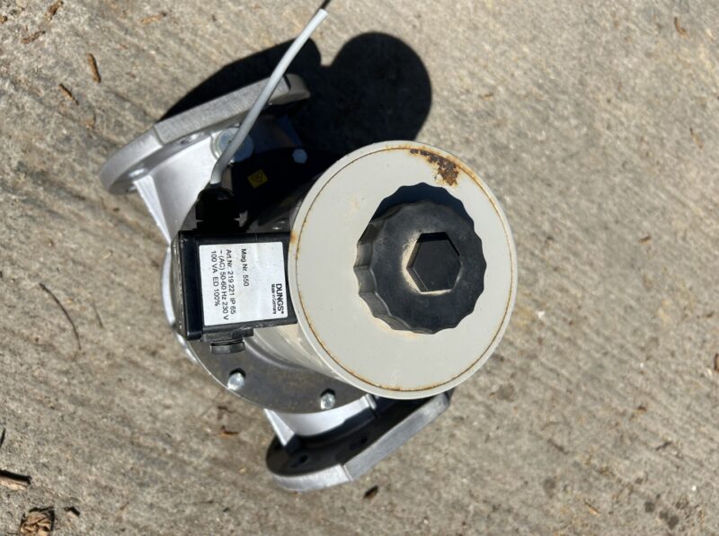 Dungs 240V Gas Solenoid Valve DN100 - MVD 2100/5 S02 SGV - Unused - 2 Available - Image 3