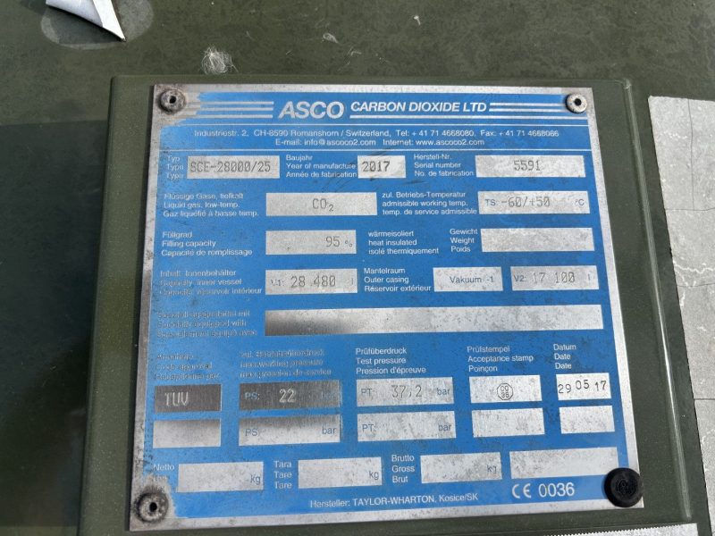 ASCO CO2 recovery plant 500Kg/hr including 2 x 28,000litre liquid storage tanks - NEVER USED - Image 2