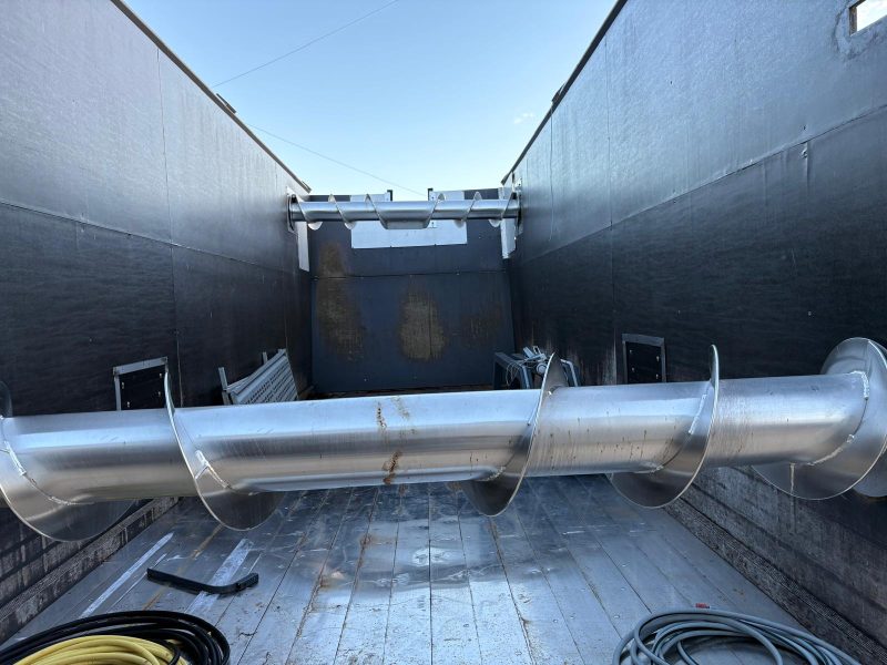 Bio-G Walking floor feeder - 40m3 - Excellent condition - 2 Available - Image 3