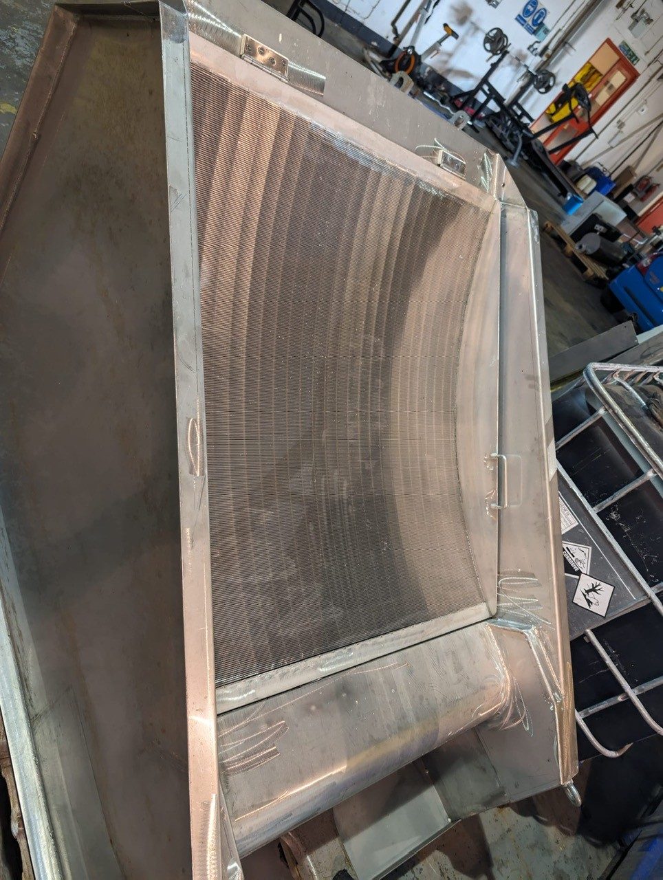 Run Down Screen: Stainless Steel, DN150 Connections