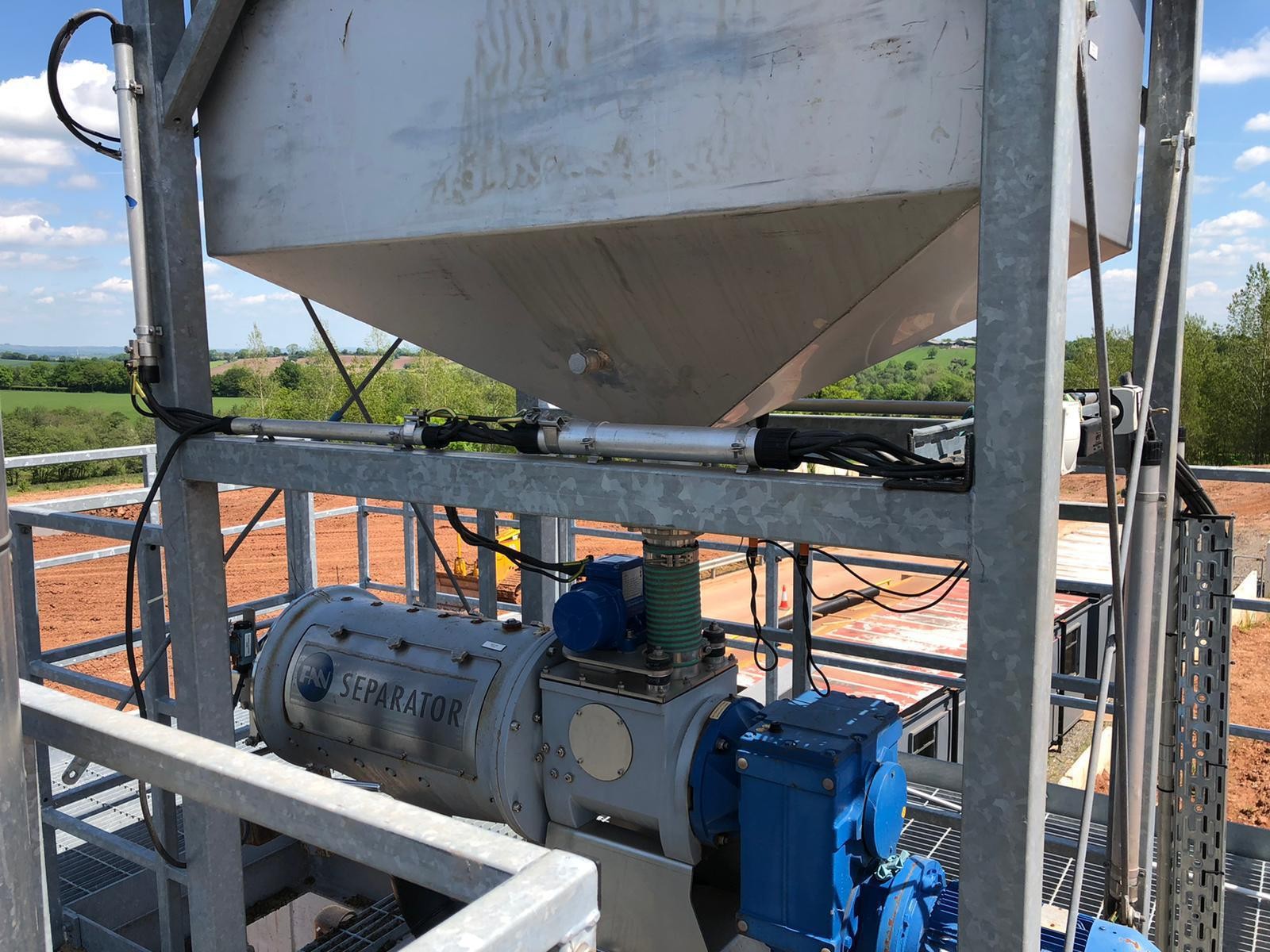 FAN PSS 3.2-780 Separator on gantry with buffer tank and ancillaries ***Very Low Hours***