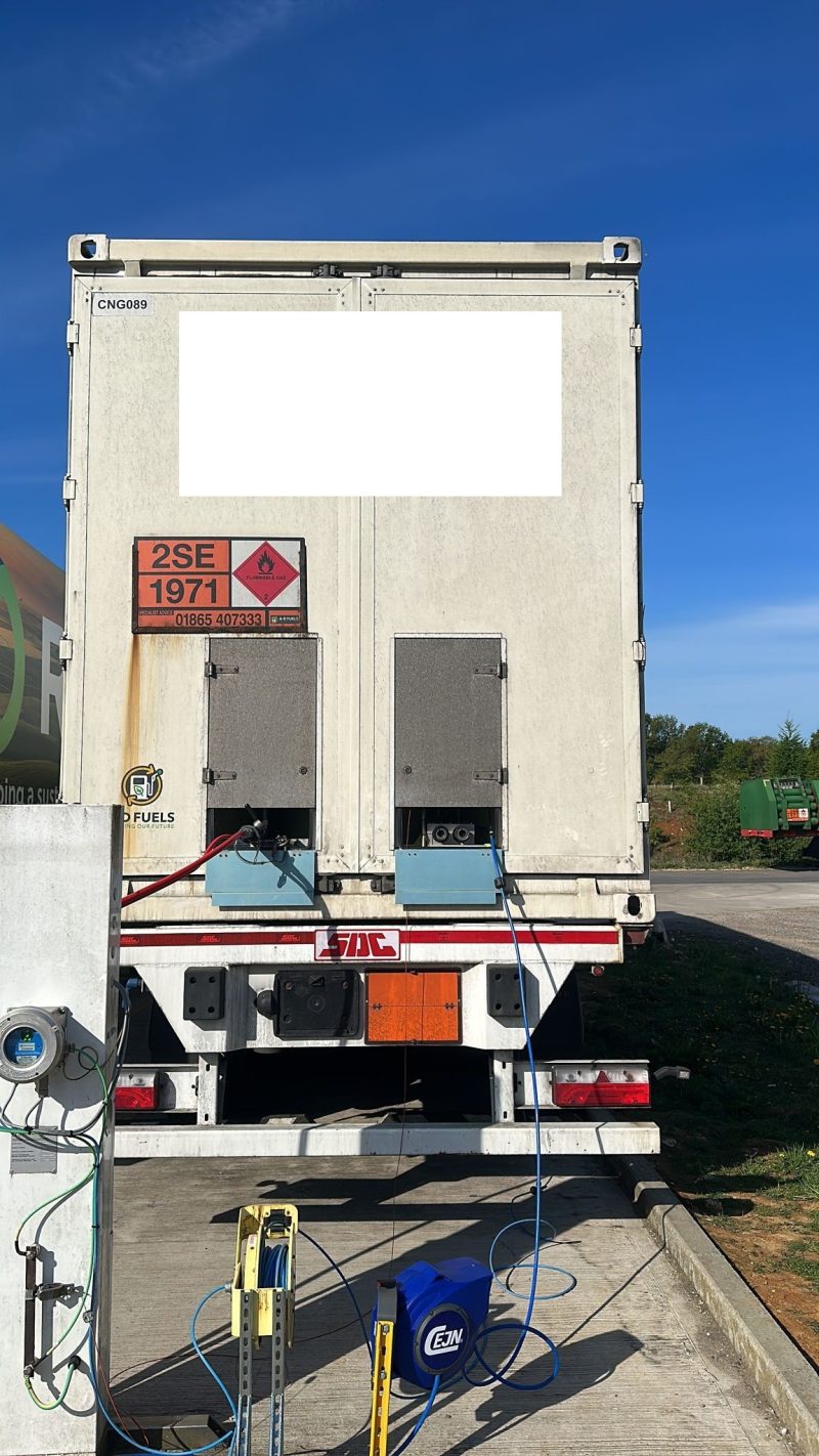 Pair of Umoe 40' MEGC units on skeleton trailers - Built 2022 - Image 2
