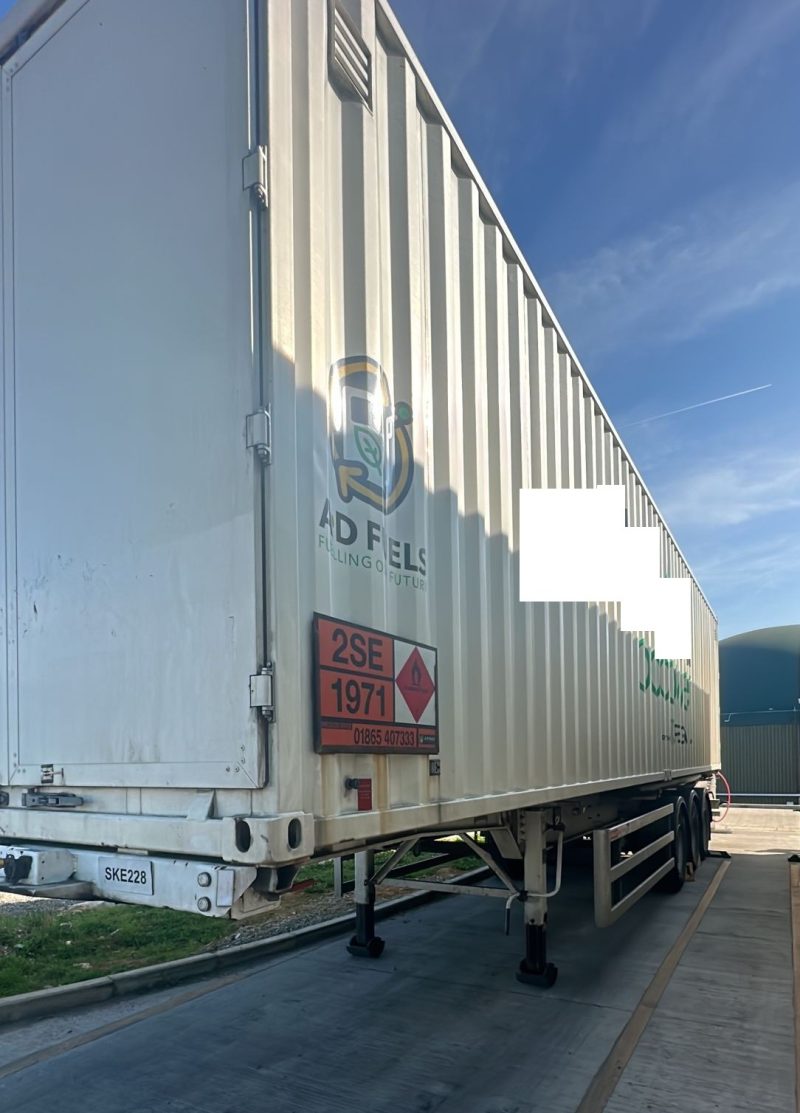 Pair of Umoe 40' MEGC units on skeleton trailers - Built 2022 - Image 4