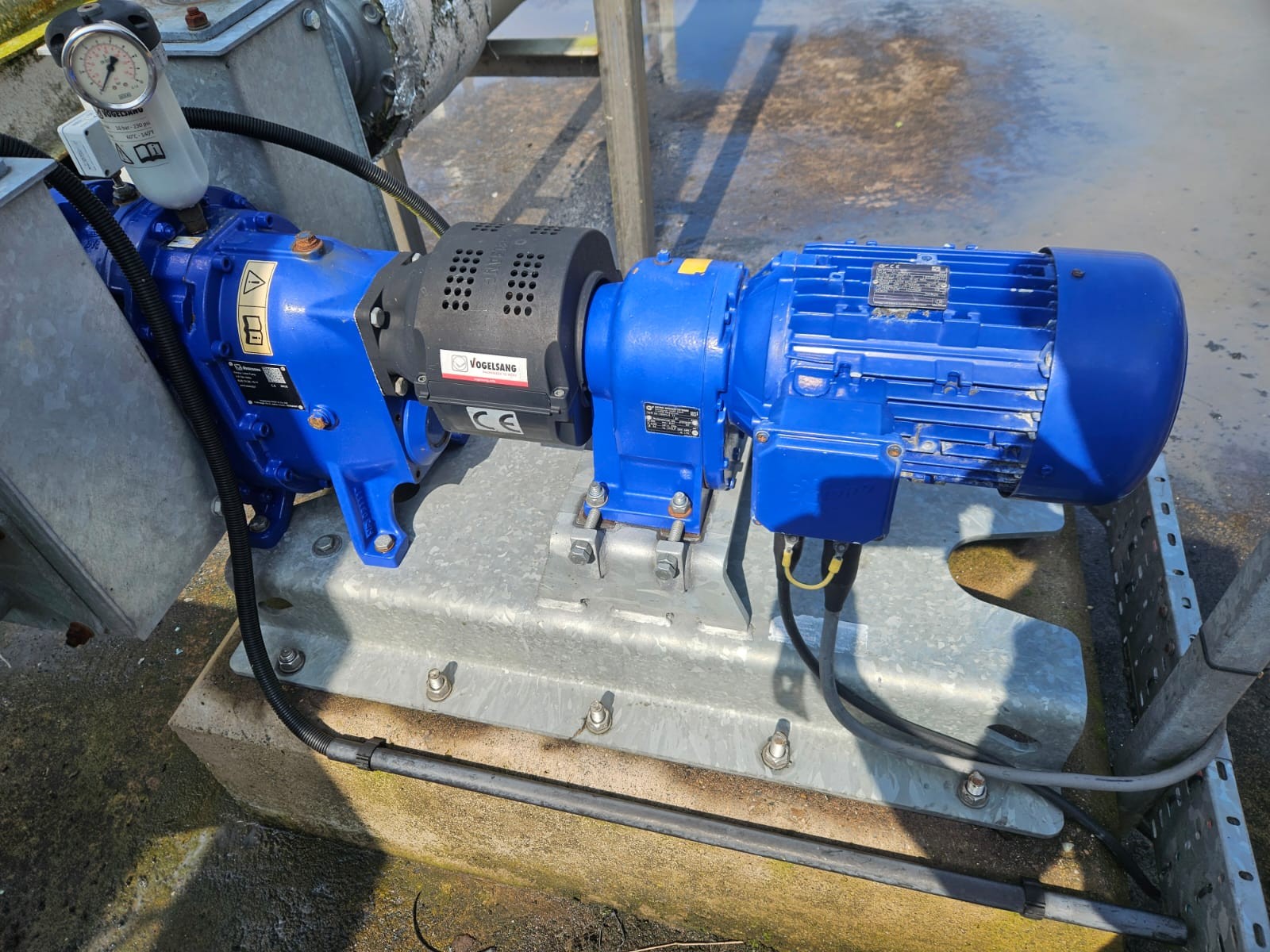 Vogelsang VX136-105Q Pump with Self priming boxes, 4kW, DN150 PN16
