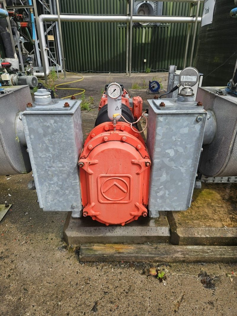 Vogelsang VX186-130Q Pump with Self priming boxes, 11kW - Image 3